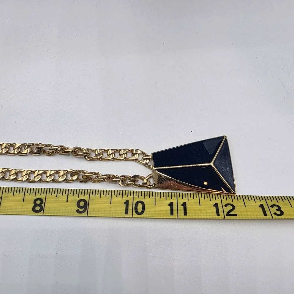 TRIFARI‎ Geometric Pendant Necklace Gold Tone Blue Enamel Chunky Chain Retro